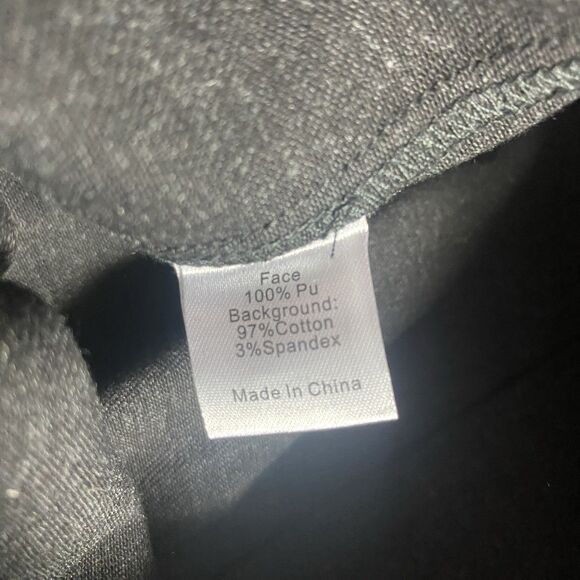 NWOT TUCKERNUCK Ashford Pants Wax Shimmer Kick Ankle Stretch Womens S Black - Picture 9 of 10